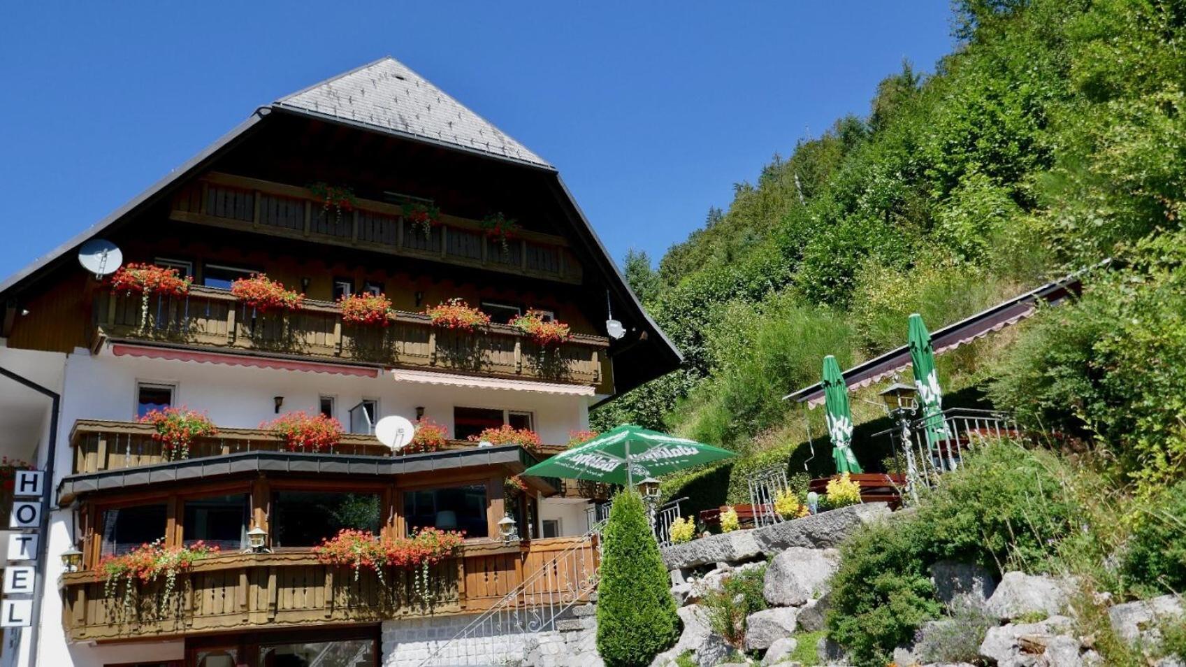 Hotel Silberfelsen Menzenschwand Exterior foto
